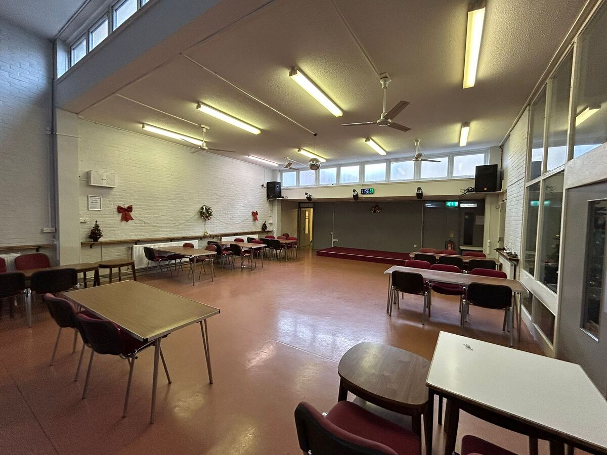 hall_2