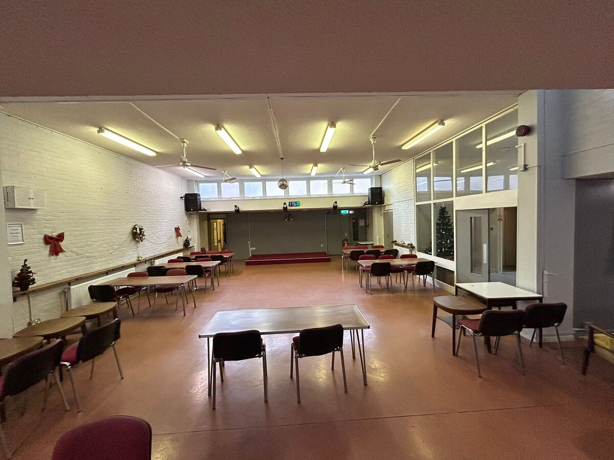 hall_3